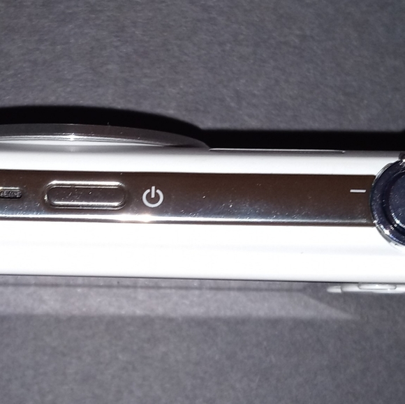 Samsung HD WIFI CAMERA 📸 - Picture 6 of 7